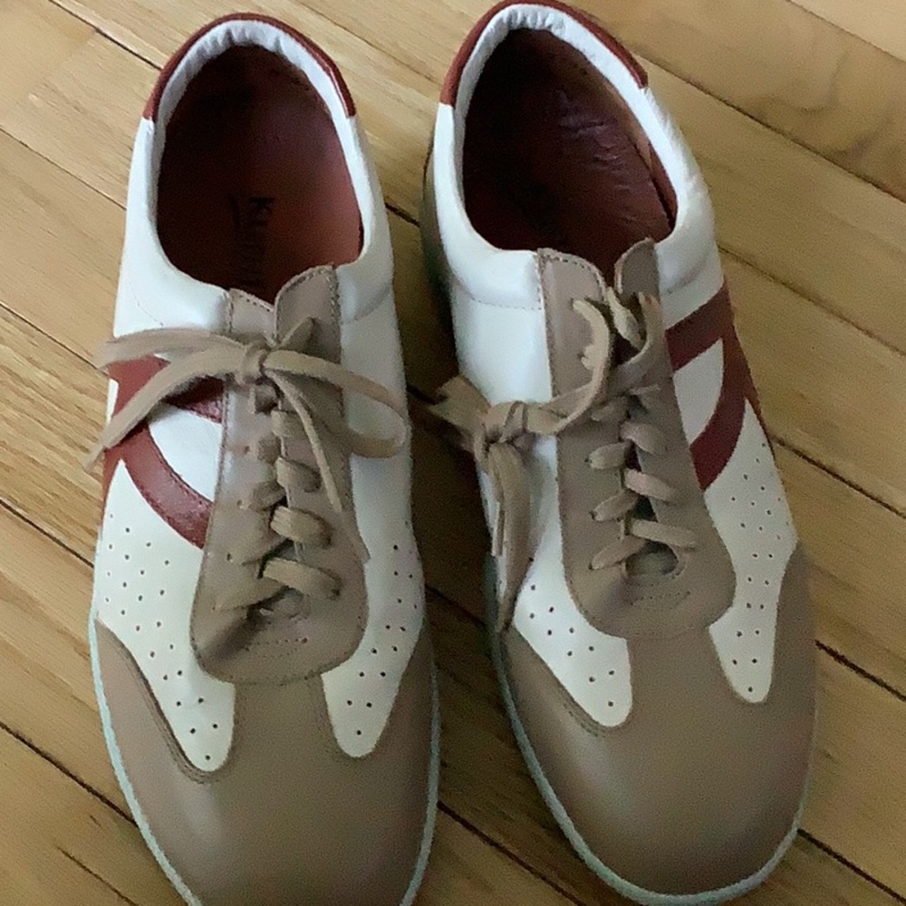 Brand new size 41 W Kumfs New Zealand shoes